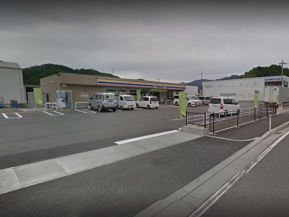 兵庫県朝来市和田山町枚田 コンビニ