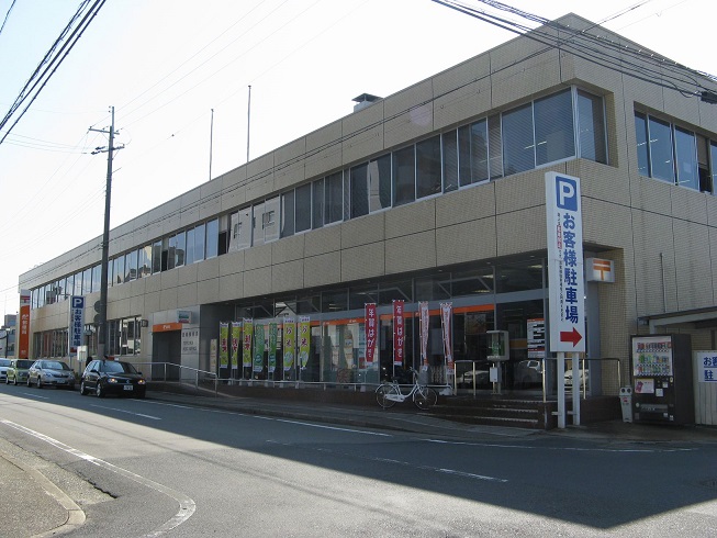 豊岡市泉町戸建て 郵便局