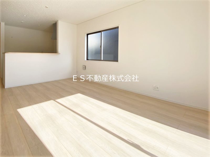 《クレイドルガーデン》大府市朝日町第3　新築分譲住宅　全5棟 同仕様写真（リビング）