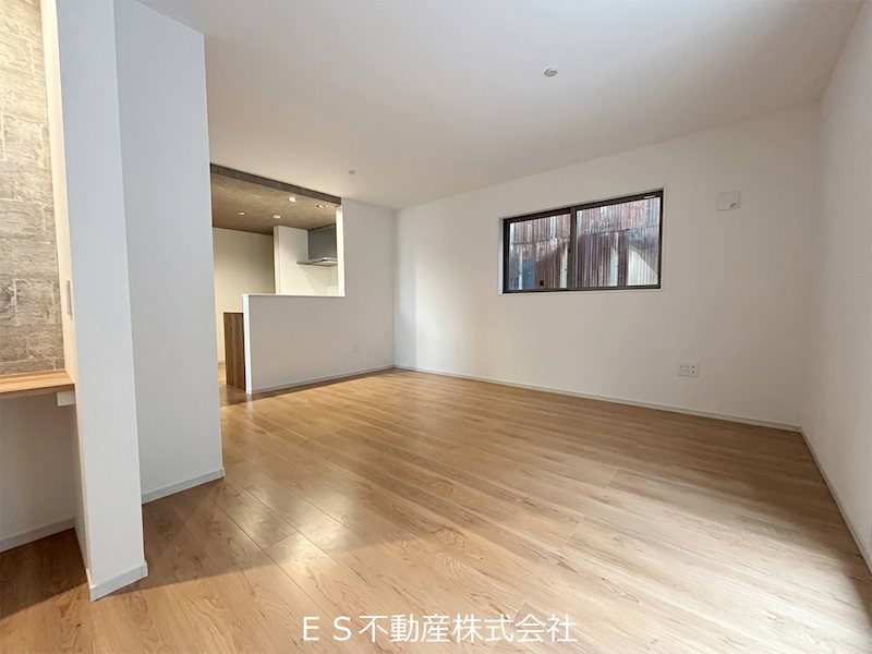 《ES-HOUSE》北区金城町　新築分譲住宅　限定1棟 内観写真（リビング）