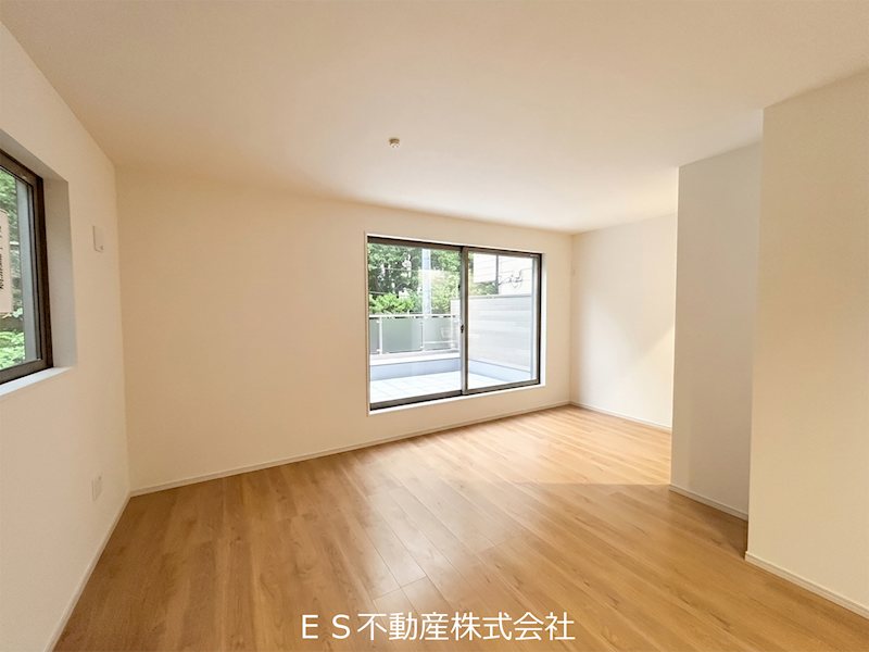 《ES-HOUSE》北区金城町　新築分譲住宅　限定1棟 内観写真（リビング）