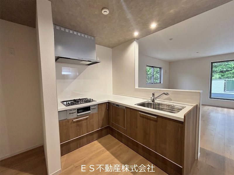 《ES-HOUSE》北区金城町　新築分譲住宅　限定1棟 内観写真（キッチン）