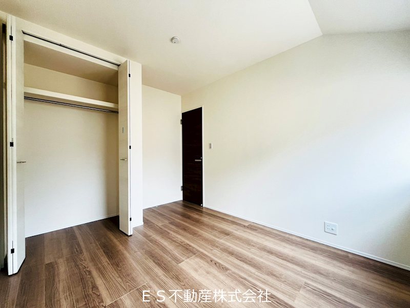 《リーブルガーデン》豊明市二村台1丁目　新築分譲住宅　全2棟　2号棟 内観写真（収納）