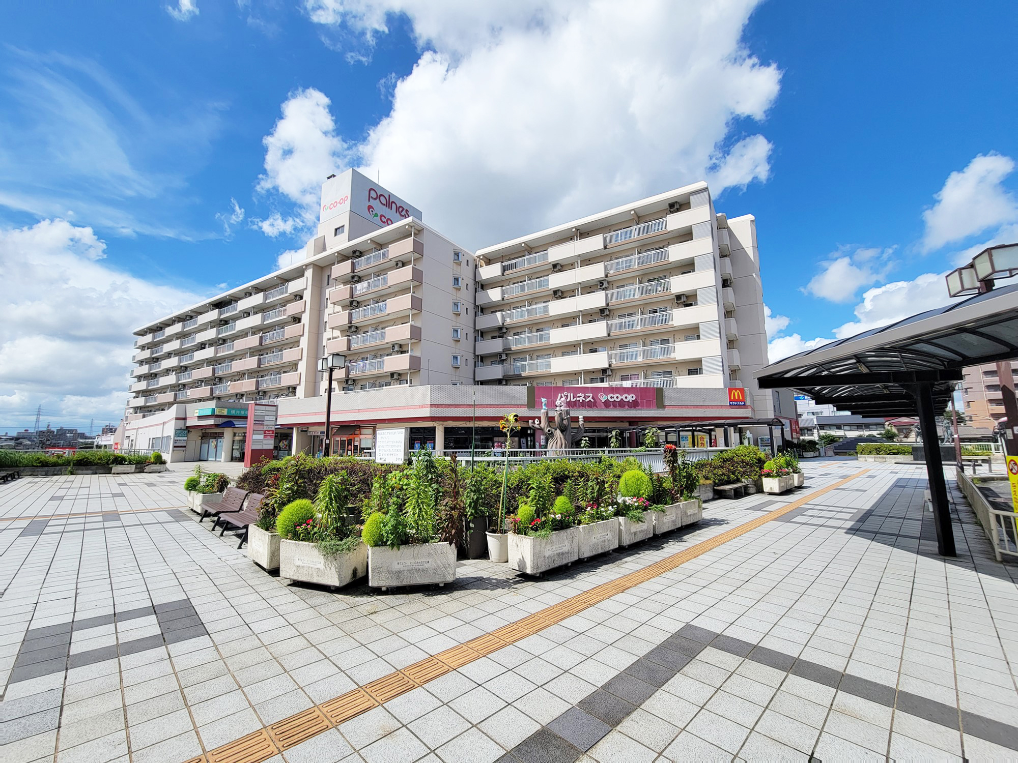 《リーブルガーデン》豊明市二村台1丁目　新築分譲住宅　全2棟　2号棟 ショッピング施設