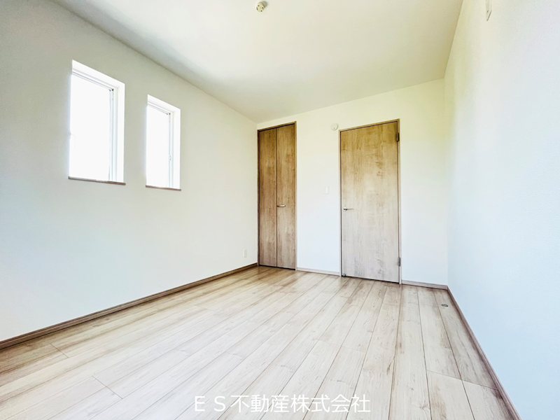 《ハートフルタウン》豊明市栄町西大根　新築分譲住宅　限定1棟 内観写真（リビング以外の居室）