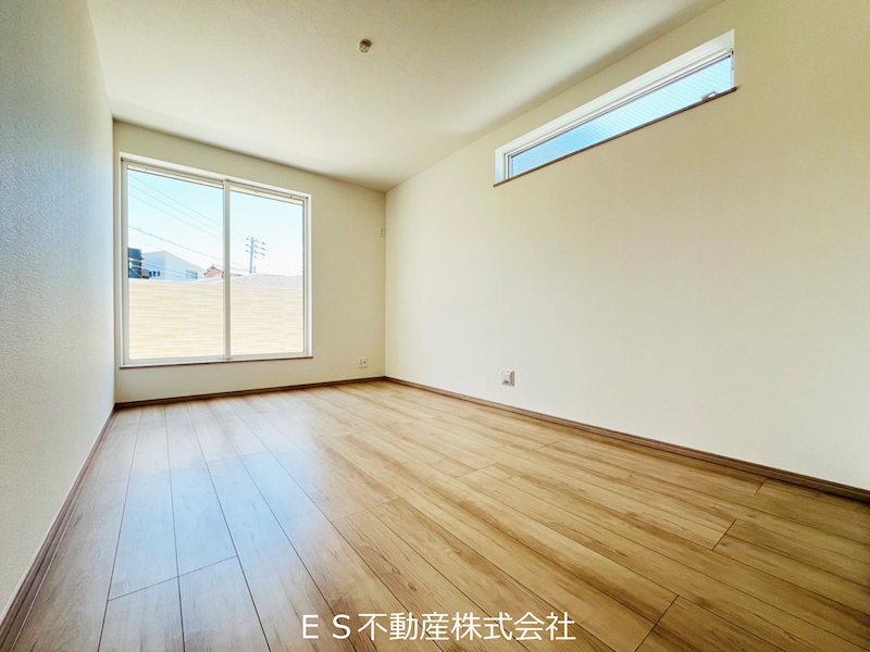 《ハートフルタウン》豊明市栄町西大根　新築分譲住宅　限定1棟 内観写真（リビング以外の居室）