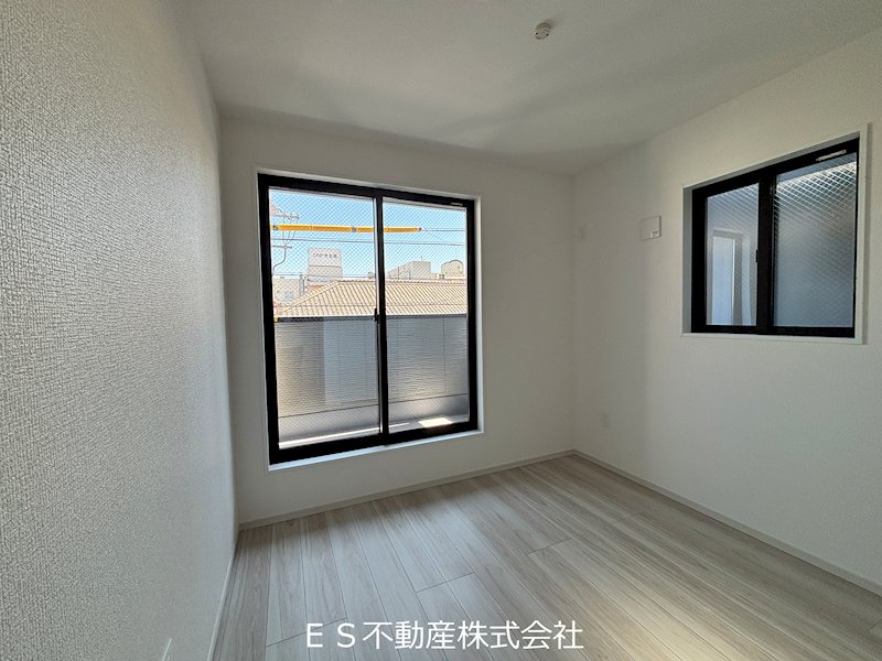 《LIGARE-KIS》緑区鳴海町3期　新築分譲住宅　限定1棟 内観写真（リビング以外の居室）