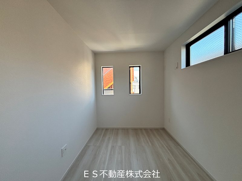 《LIGARE-KIS》緑区鳴海町3期　新築分譲住宅　限定1棟 内観写真（リビング以外の居室）