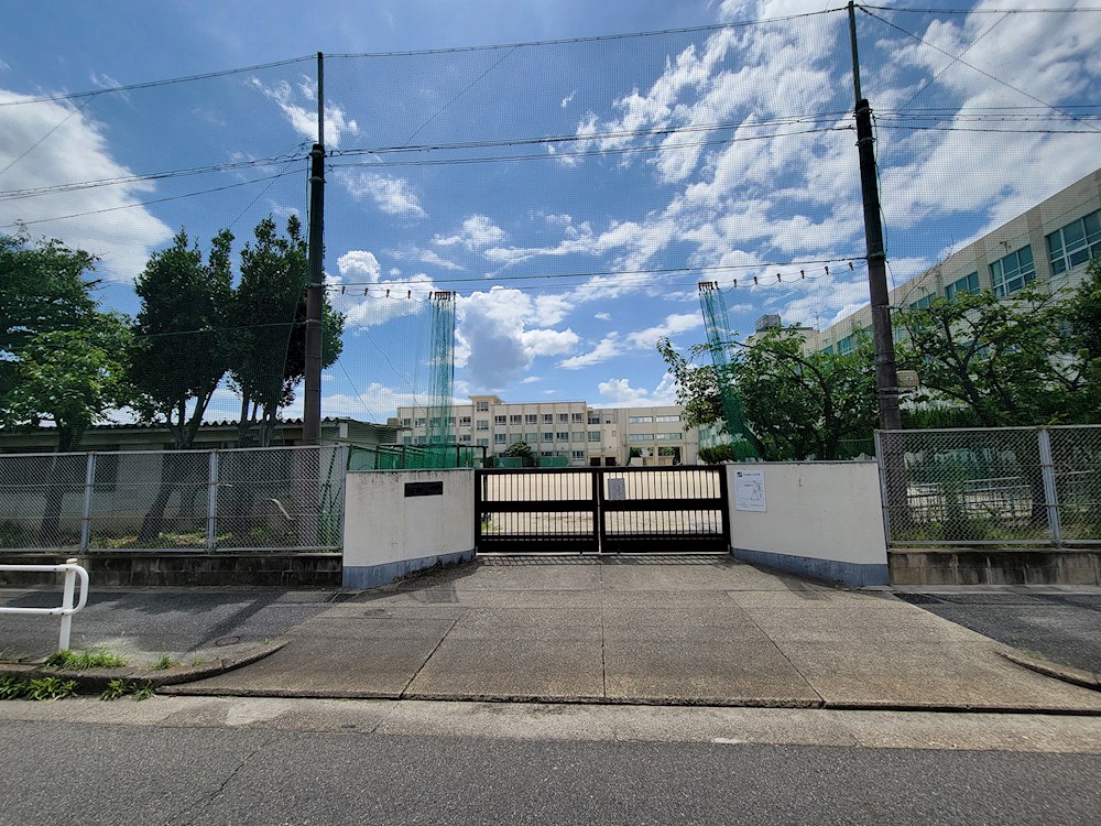 南区観音町　新築分譲住宅　全4棟　1・2・3号棟 中学校