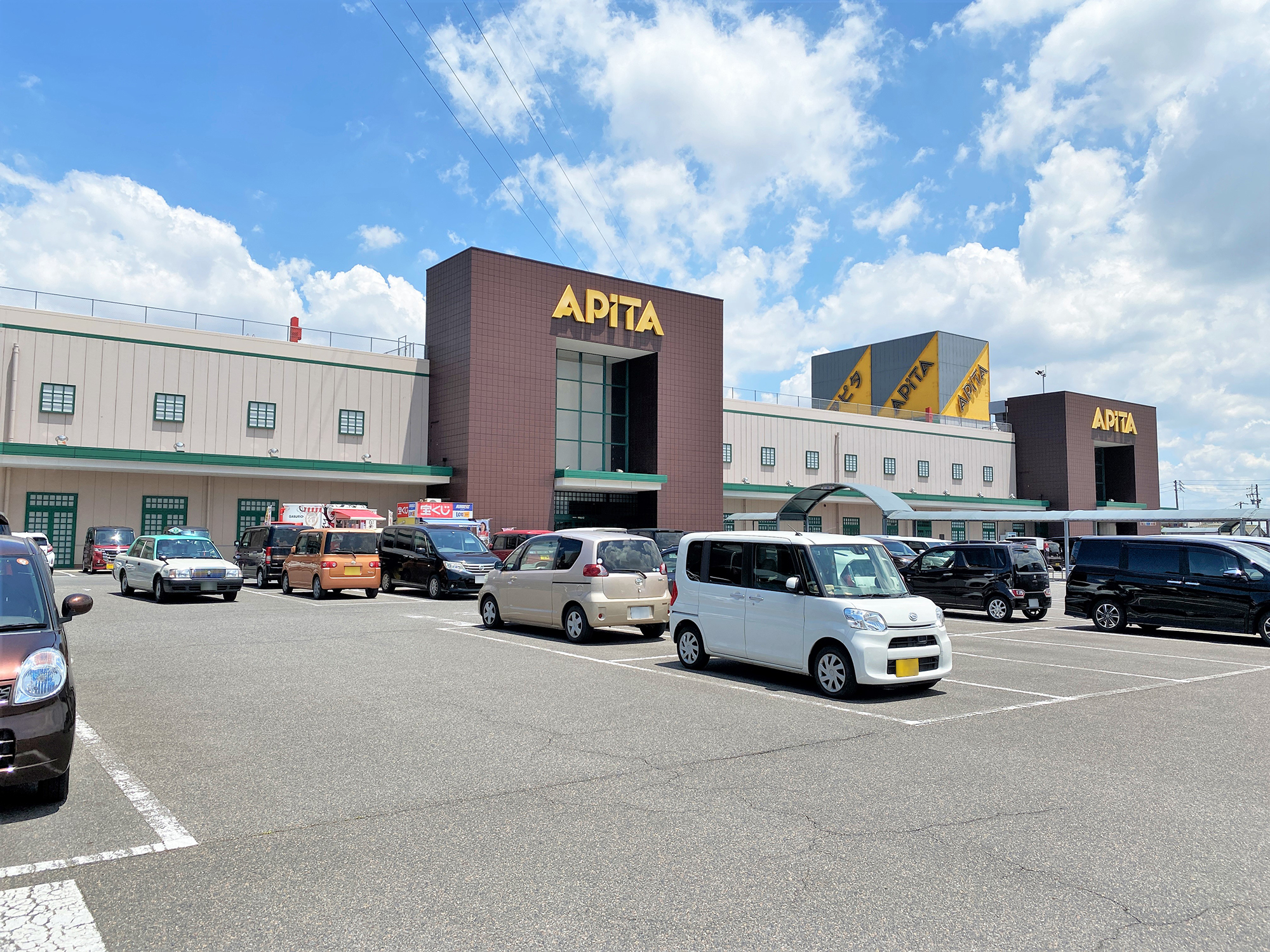 《ハートフルタウン》東海市東海町2丁目13番　新築分譲住宅　全2棟 スーパー