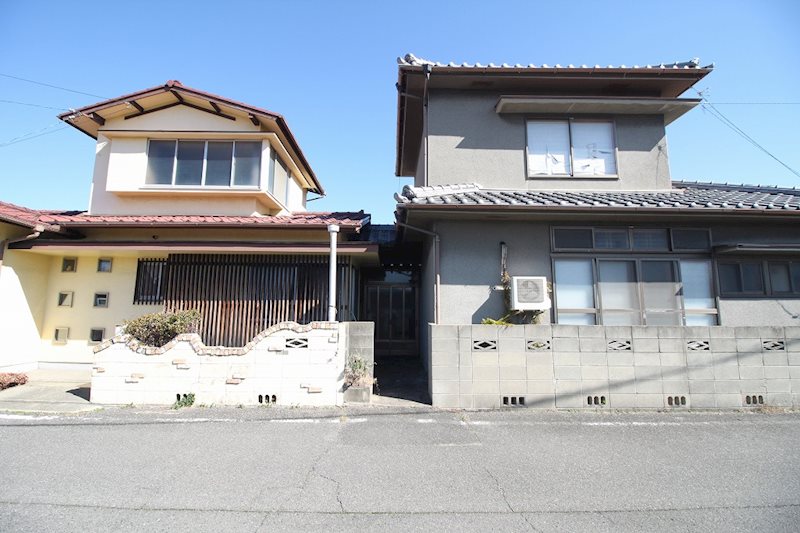 高松市郷東町中古戸建 外観写真