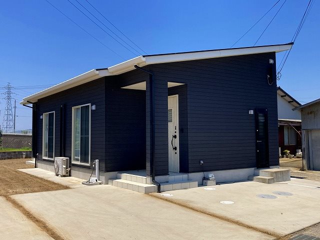 高松市春日町中古戸建 外観写真