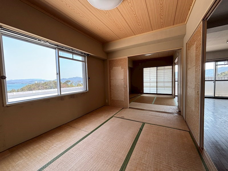 アイランドコート塩屋海岸 内観写真（リビング以外の居室）