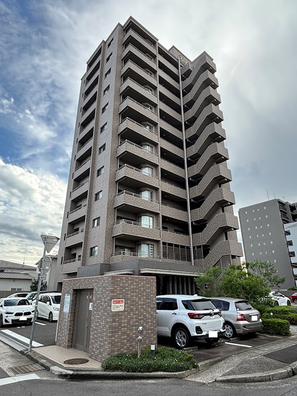 ロイヤルガーデン上之町  外観写真