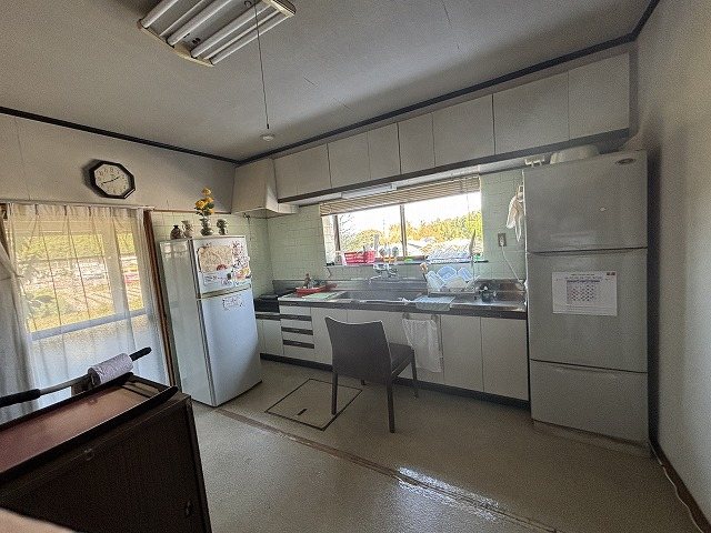 高松市中山町中古戸建 内観写真（キッチン）