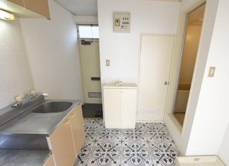 神奈川県中郡二宮町山西 内観写真（内装）