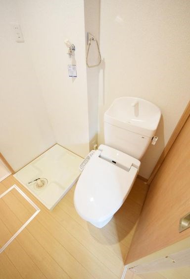 東京都足立区西伊興３丁目 内観写真（トイレ）
