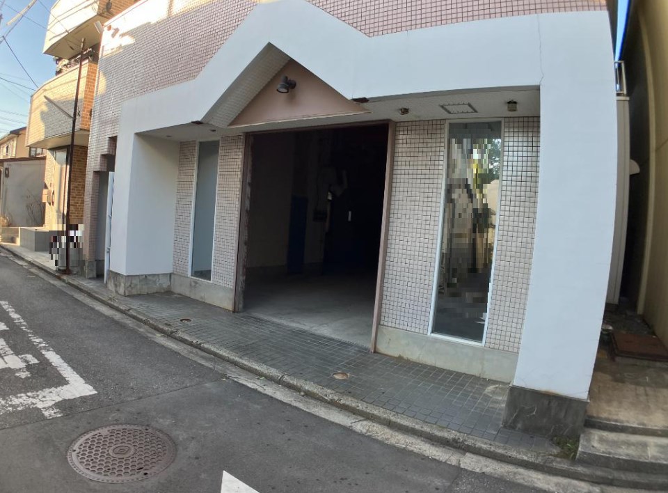神奈川県横浜市磯子区滝頭３丁目 現地写真