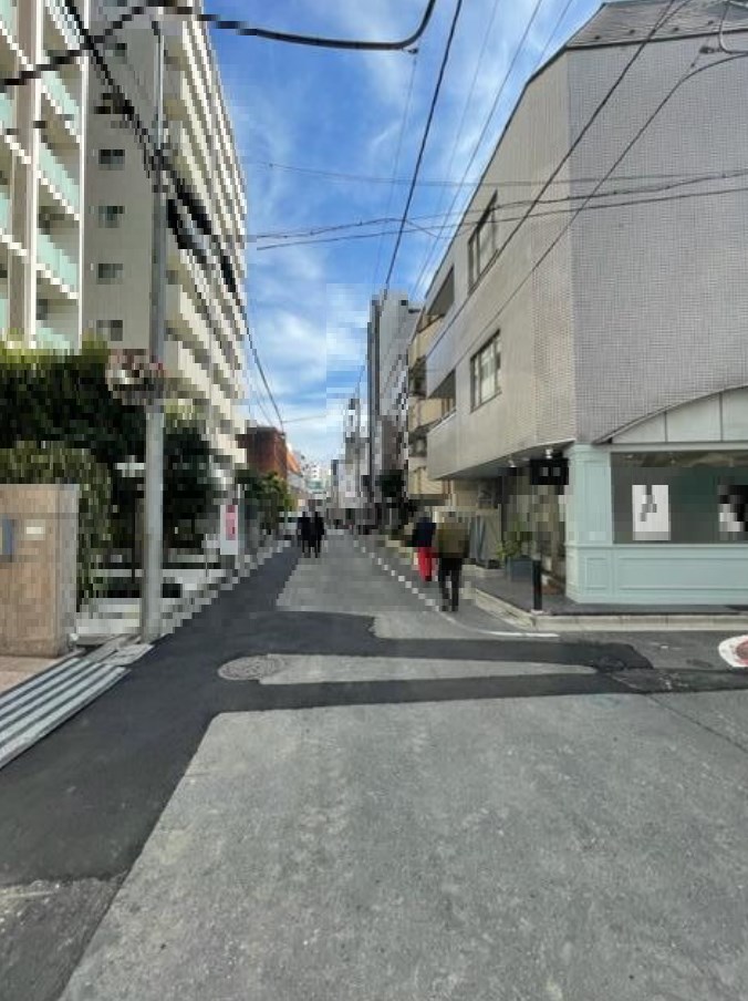 東京都港区南麻布１丁目 現地写真（前面道路含む現地写真）