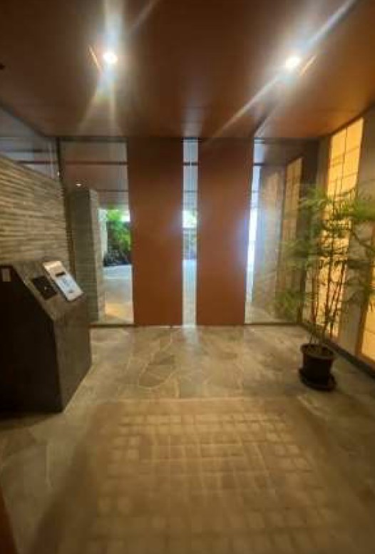 東京都港区赤坂１丁目 共用部写真（エントランス）