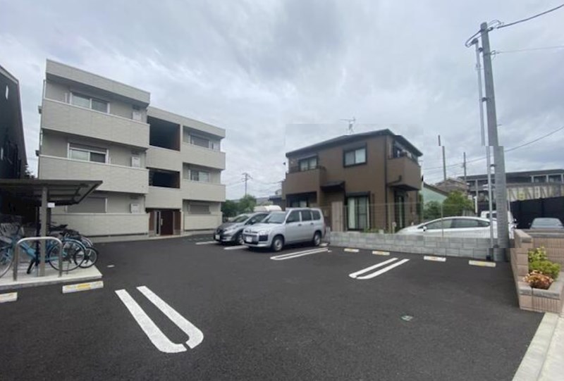埼玉県越谷市中町 現地写真（駐車場）