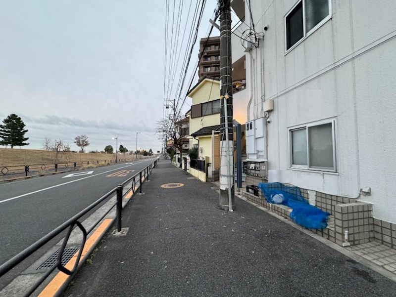 東京都立川市上砂町５丁目 現地写真（前面道路含む現地写真）