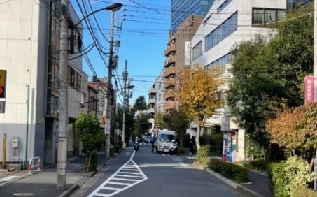 東京都港区芝大門２丁目 現地写真（前面道路含む現地写真）