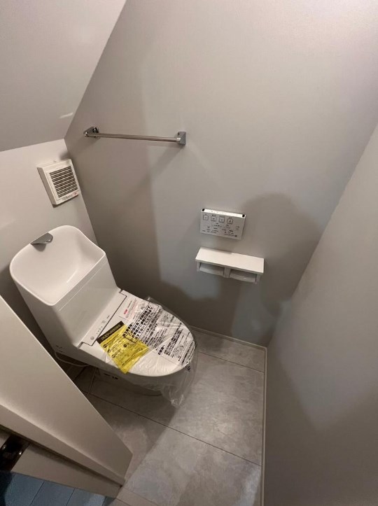 東京都足立区谷在家２丁目 内観写真（トイレ）