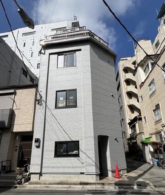 東京都台東区鳥越２丁目 現地写真（玄関）