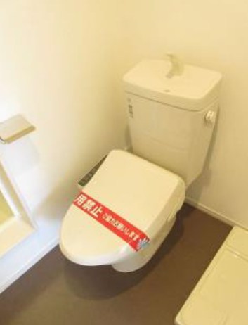 神奈川県横浜市西区境之谷 内観写真（トイレ）