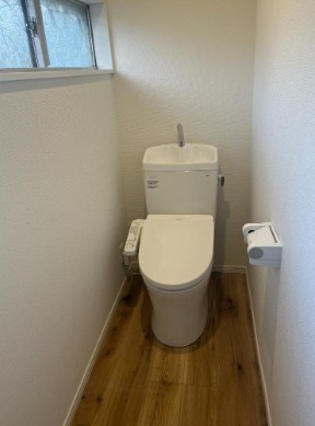 神奈川県横浜市南区清水ケ丘 内観写真（トイレ）