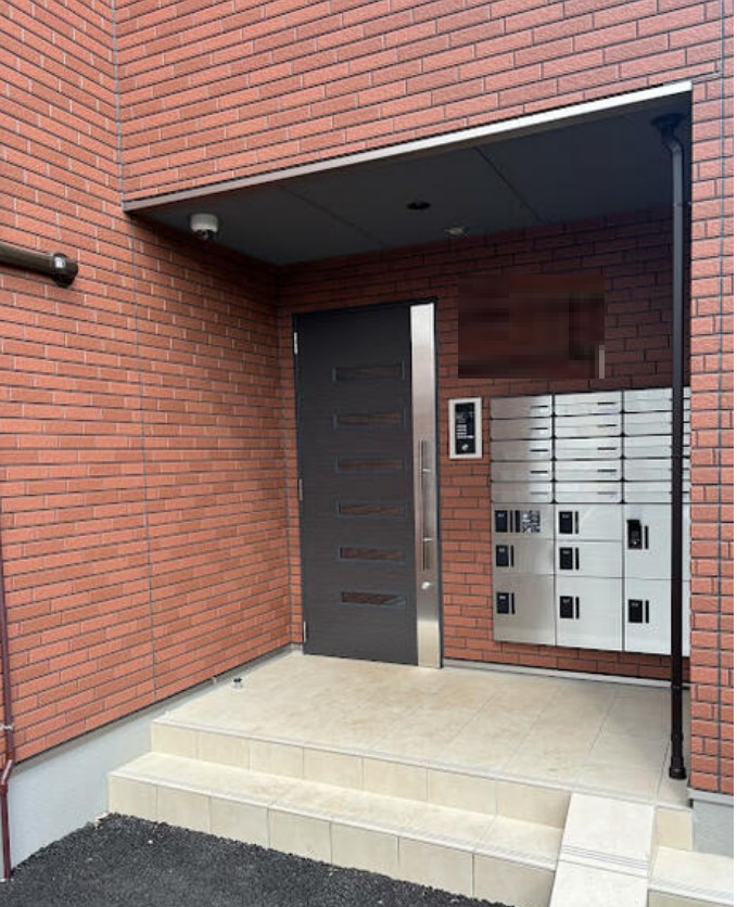 埼玉県川口市戸塚４丁目 現地写真（玄関）