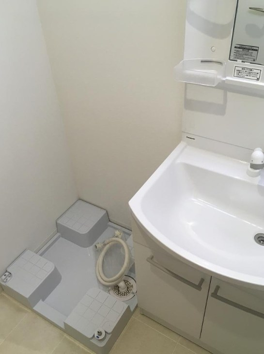千葉県柏市根戸 内観写真（洗面台・洗面所）