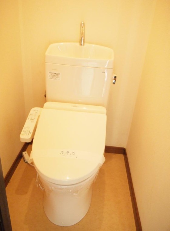 神奈川県秦野市鶴巻南２丁目 内観写真（トイレ）