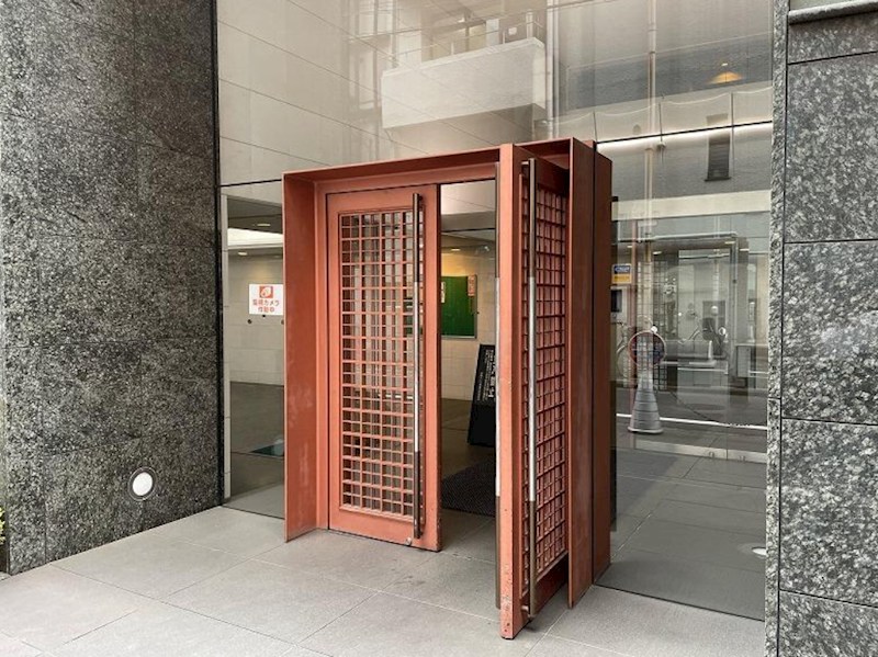 東京都港区西麻布４丁目 共用部写真（エントランス）
