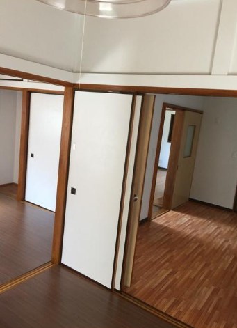 神奈川県横浜市鶴見区本町通２丁目 内観写真（内装）