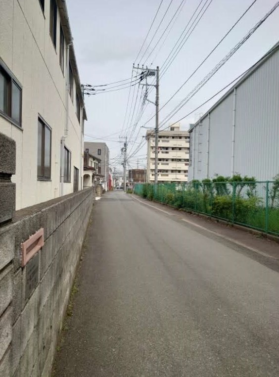 千葉県流山市駒木 現地写真（前面道路含む現地写真）