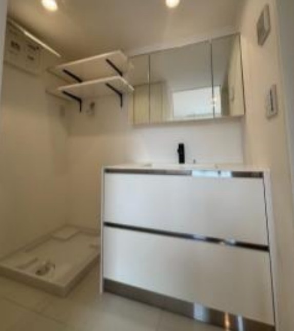 東京都世田谷区三軒茶屋１丁目 内観写真（洗面台・洗面所）