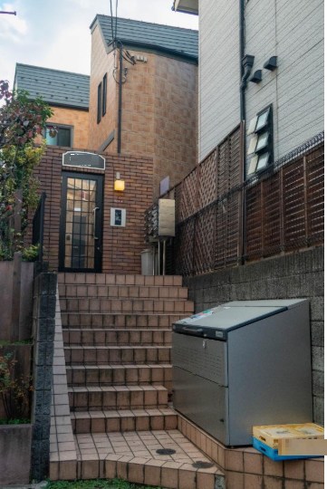 東京都杉並区高円寺南２丁目 現地写真（玄関）