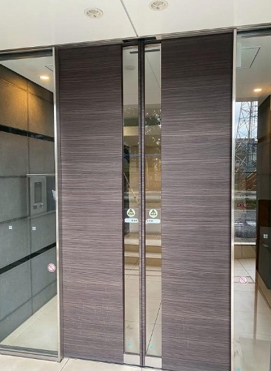 東京都杉並区和泉２丁目 共用部写真（エントランス）