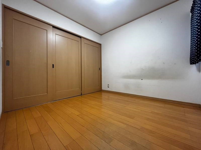 加世田・中古 内観写真（寝室）