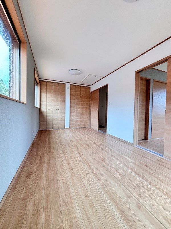 中山町建売 内観写真（子供部屋）