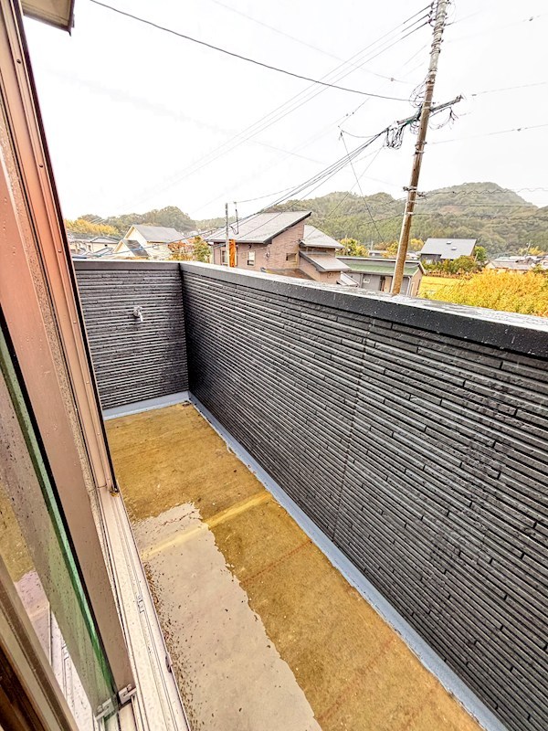 中山町建売 現地写真（バルコニー）