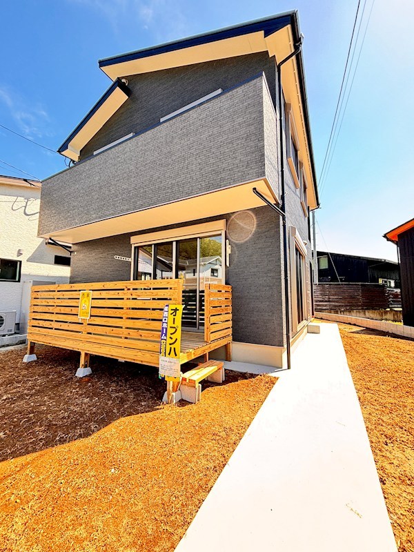 中山町建売 現地写真（庭）