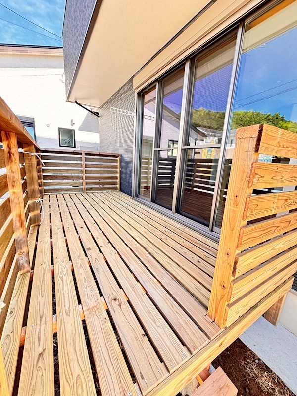 中山町建売 現地写真（バルコニー）
