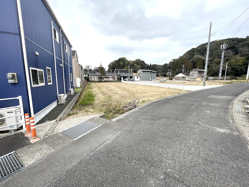 鹿児島県鹿児島市中山町 現地写真（前面道路含む現地写真）