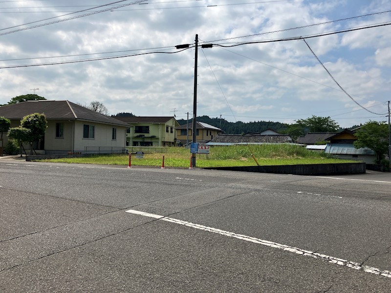 菱刈川北・売地 現地写真（前面道路含む現地写真）