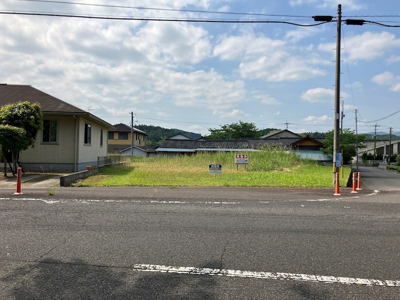 菱刈川北・売地 現地写真（前面道路含む現地写真）