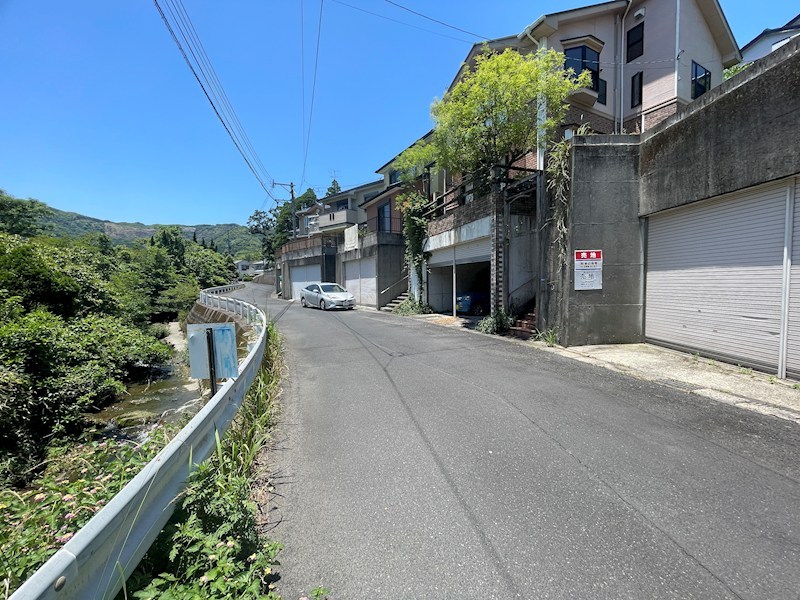 坂之上7丁目売地 現地写真（前面道路含む現地写真）