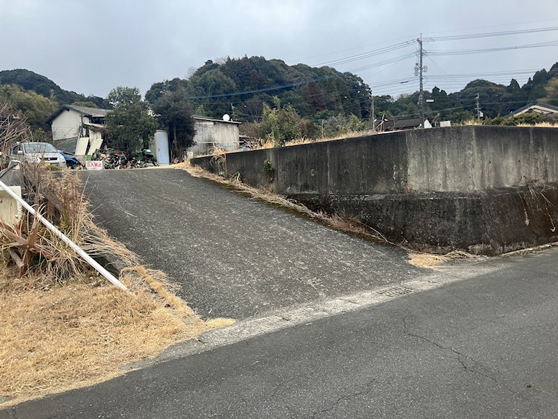 鹿児島県鹿児島市東佐多町 現地写真（前面道路含む現地写真）